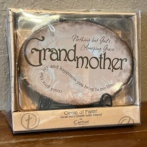 Carson, “Circle of Faith”, mini oval plate with stand.